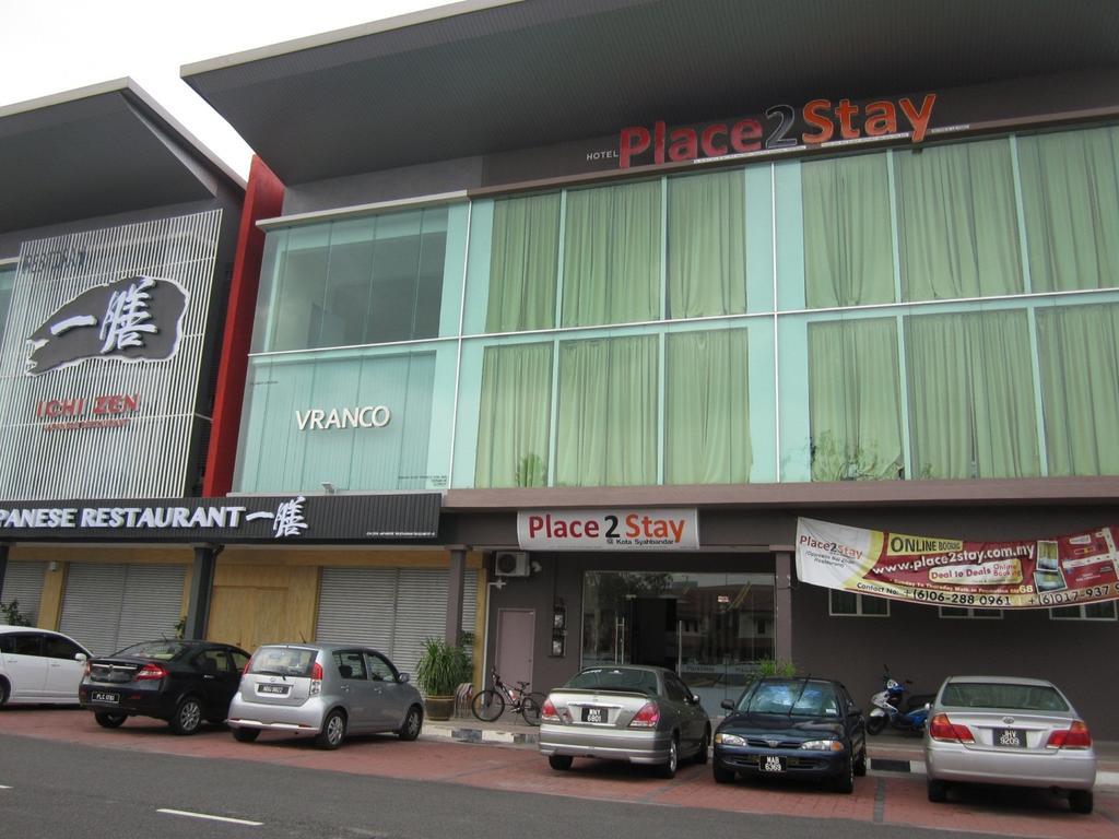 Place2Stay Hotel Малакка Экстерьер фото