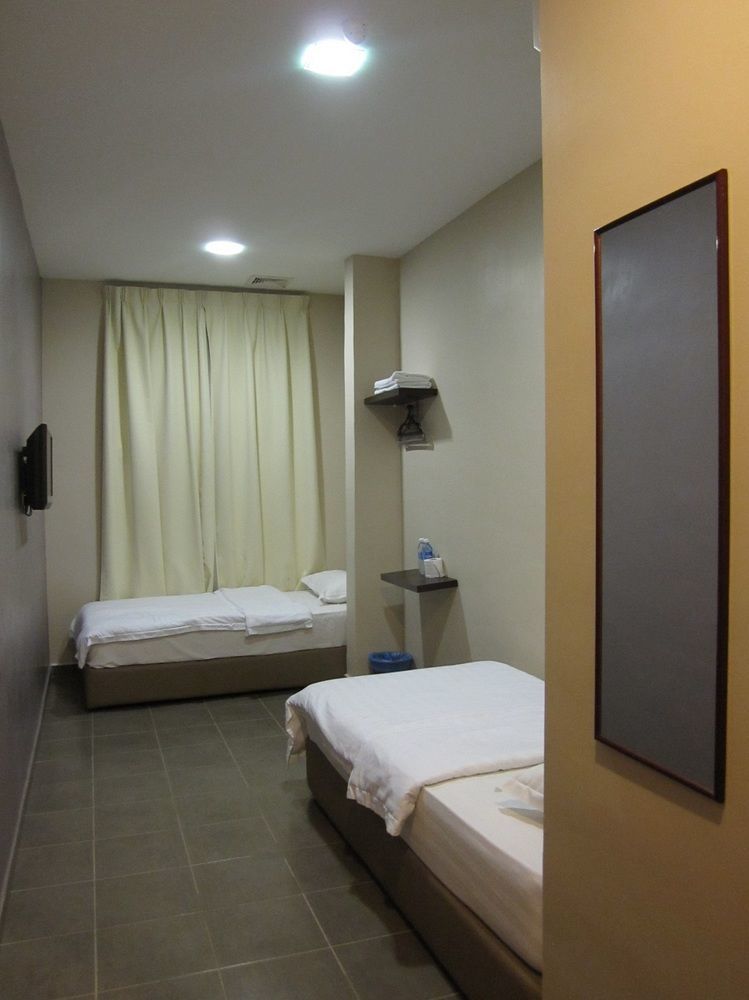 Place2Stay Hotel Малакка Экстерьер фото
